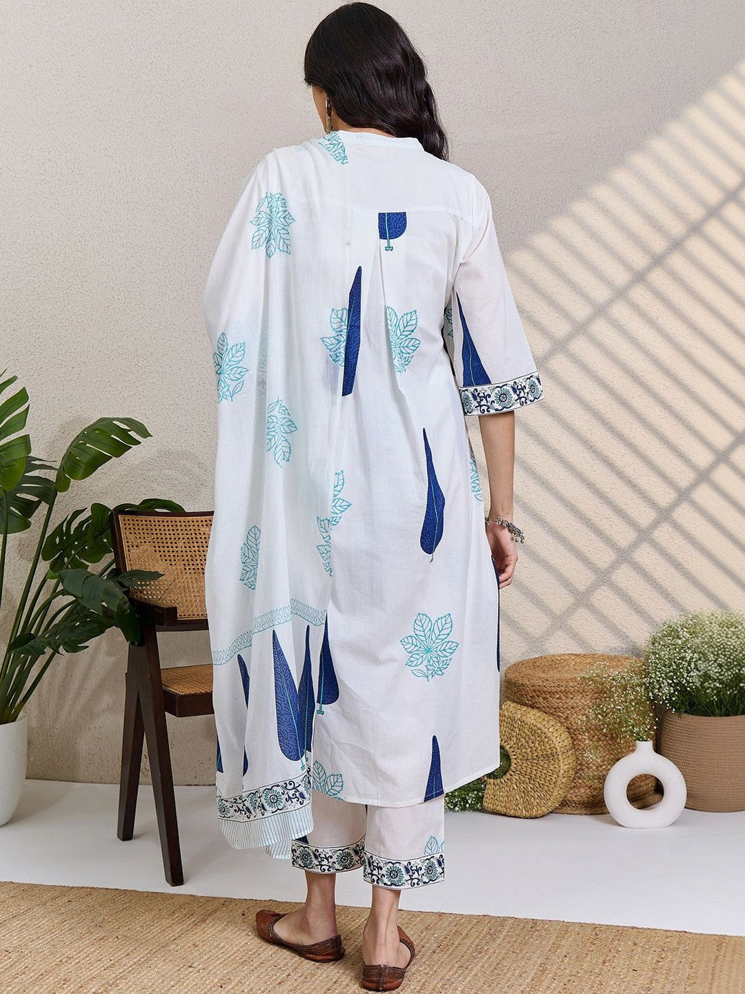 Women Ethnic Motifs Printed Pleated Pure Cotton Kurta with Trousers & With Dupatta
