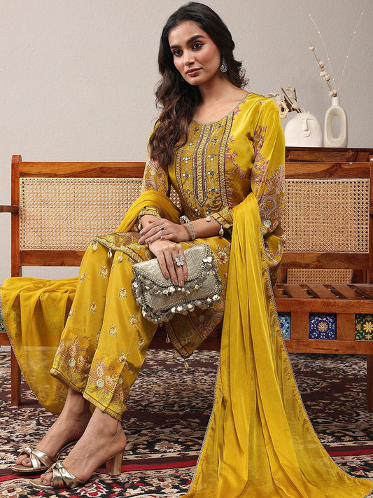 Women Floral Printed Regular Mirror Work Silk Crepe Kurta with Trousers & With Dupatta