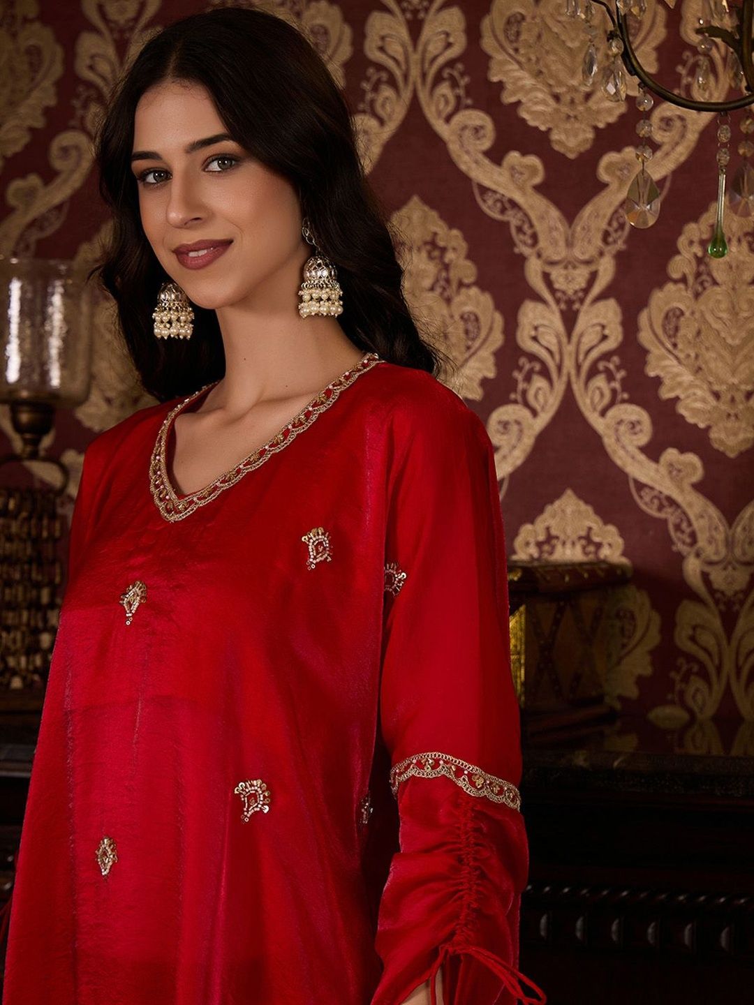 Dhiyona CH Women Ethnic Motifs Embroidered Regular Sequinned Kurta Set