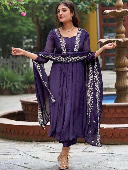 Dhiyona KL Women Begani Rayon Blend Solid Anarkali Kurta Set With Dupatta