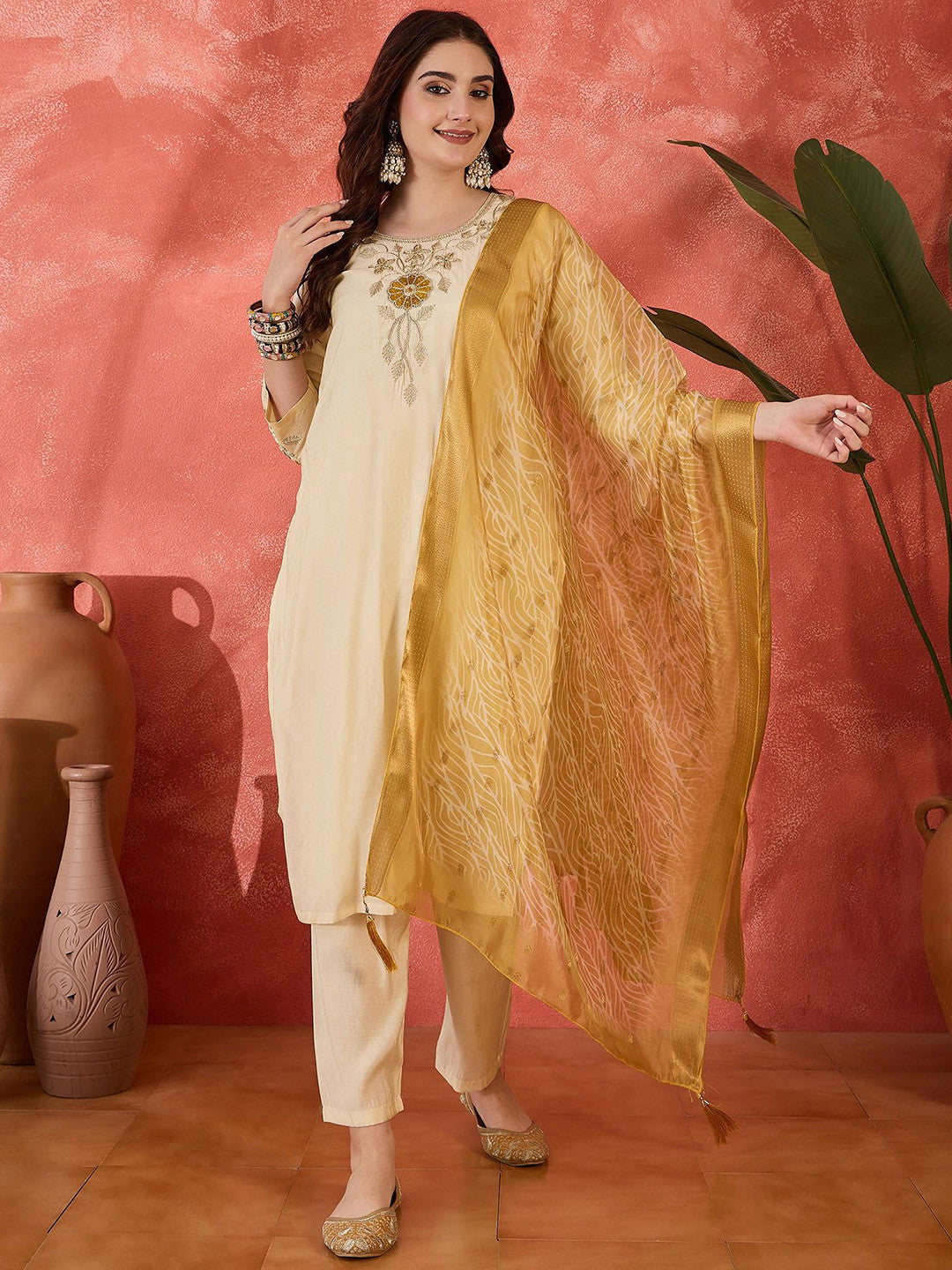 Dhiyona SN Embroidered Straight Kurta With Trouser & Dupatta Set