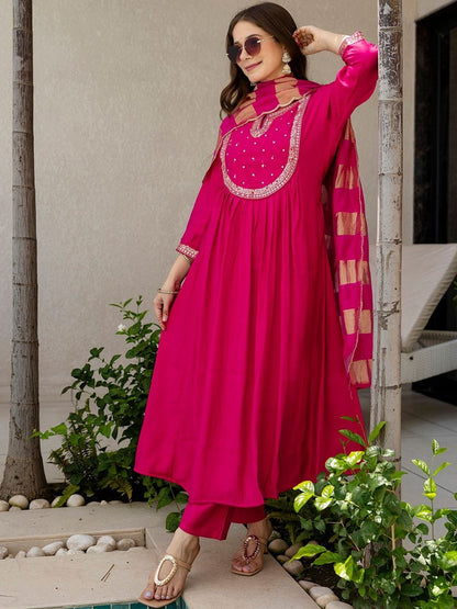 Dhiyona KL Ethnic Motifs Embroidered Empire Chanderi Silk Kurta with Trousers & Dupatta