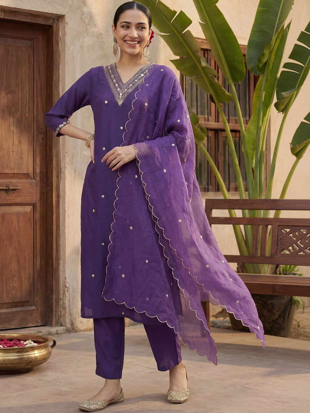 Women Ethnic Motifs Embroidered Regular Kurta with Trousers & With Dupatta