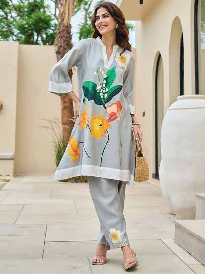 Dhiyona IE Floral Printed Mandarin Collar Tunic With Trousers