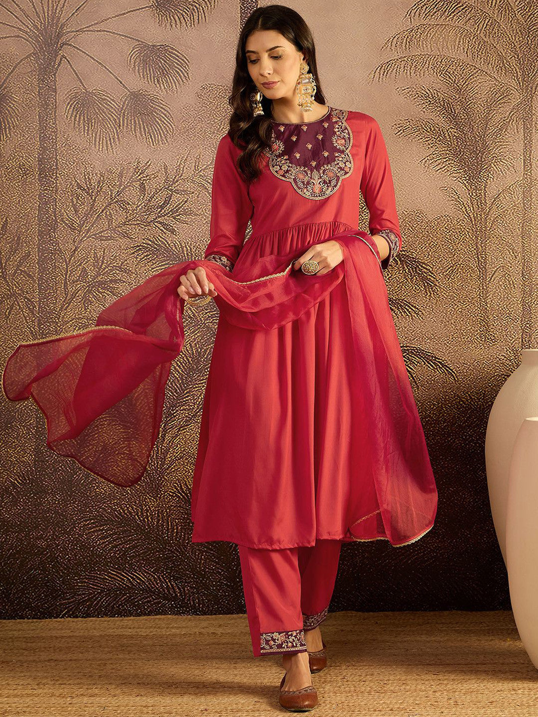 Dhiyona SN Floral Embroidered Sequinned Thread Work Kurta With Trousers & Dupatta