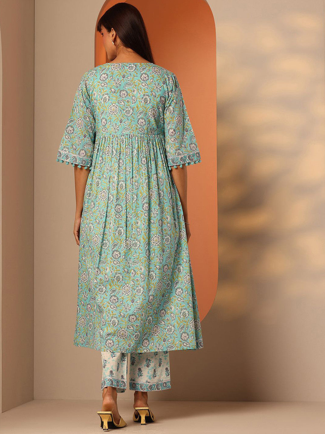 Floral Printed A-Line Kurta With Trousers & jacket