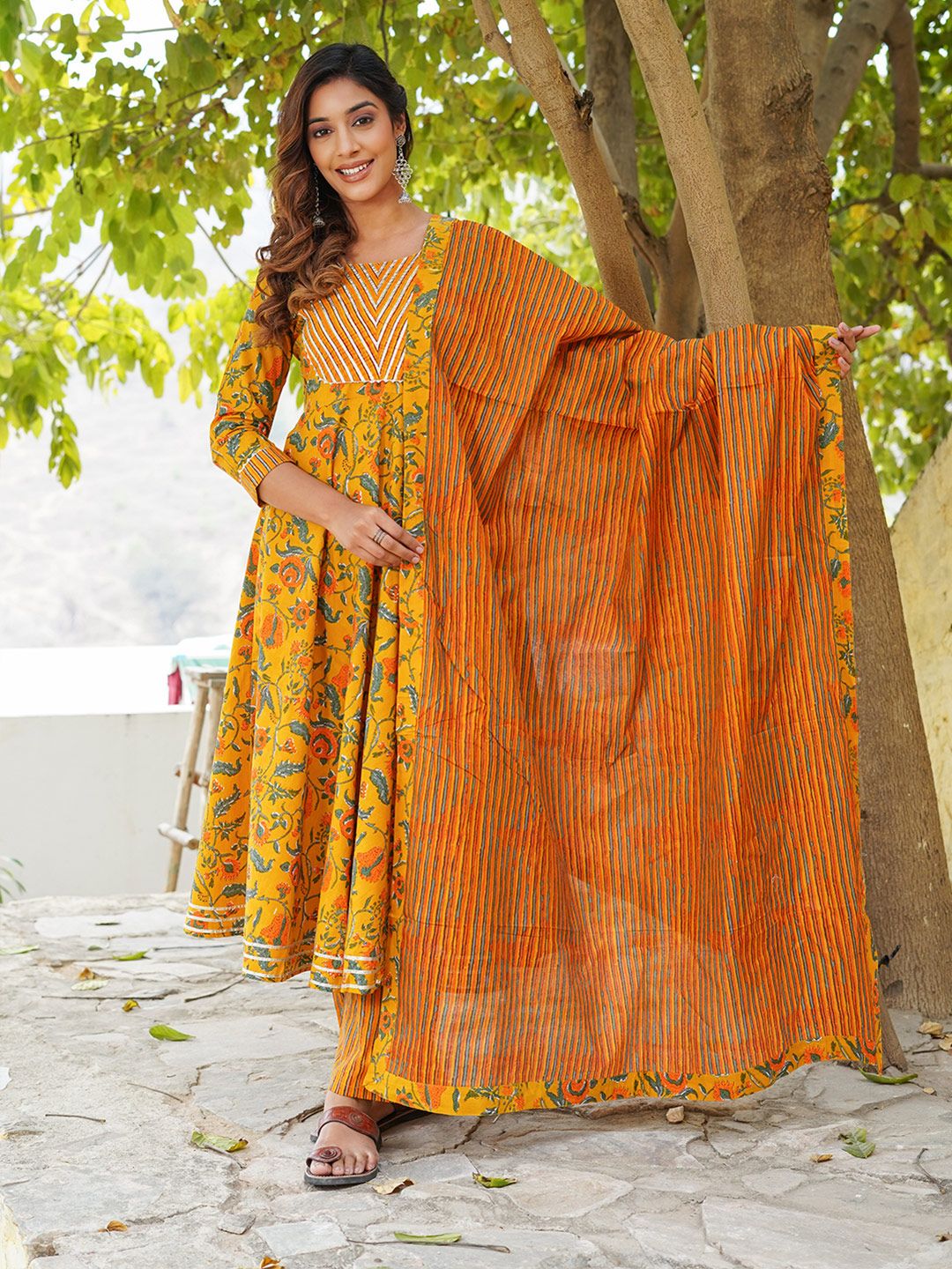 Dhiyona KL Floral Printed Round Neck Pure Cotton Anarkali Kurta With Trousers And Dupatta