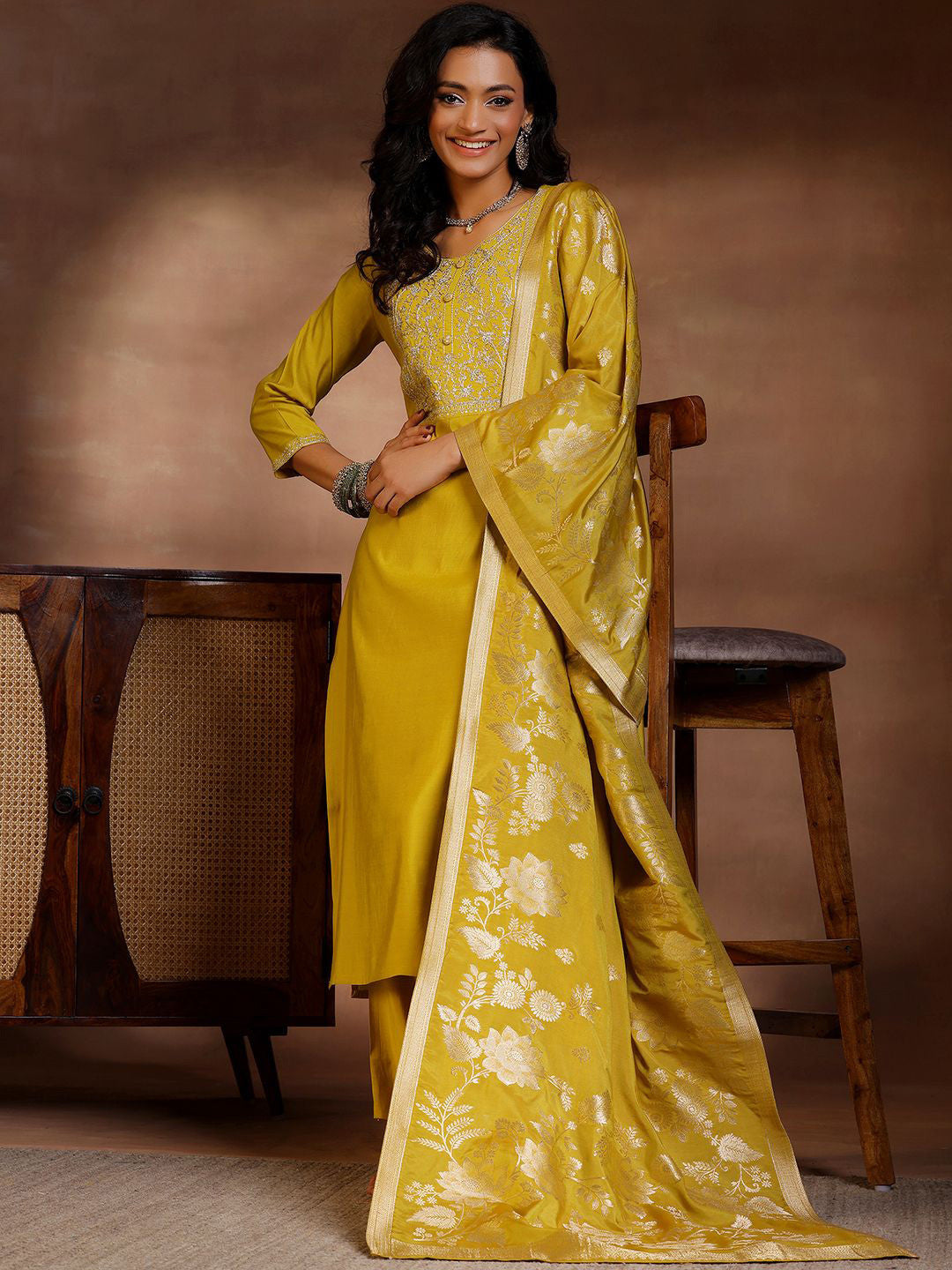 Floral Yoke Design Round Neck Zari Straight Kurta & Trousers With Dupatta