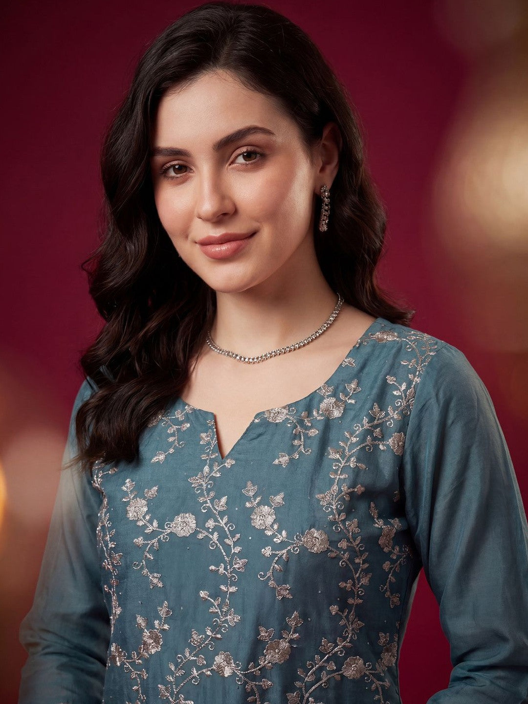 Ethnic Motifs Embroidered Thread Work Kurta with Trousers & With Dupatta
