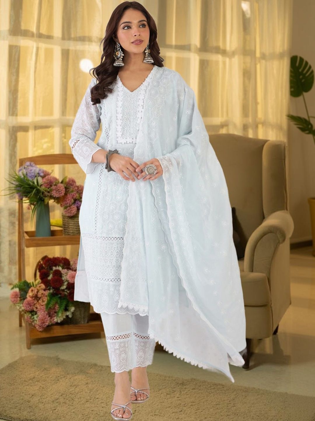 Women Ethnic Motifs Embroidered Regular Thread Work Pure Cotton Kurta with Trousers & With Dupatta