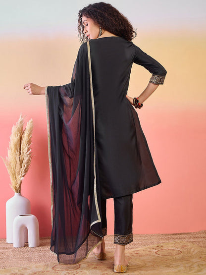 Floral Yoke Design Zari Jacquard Straight Kurta With Trousers And Dupatta