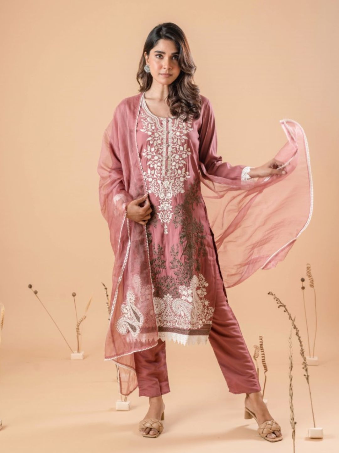 MUDRA RAISIN EMBROIDERY SUIT SET