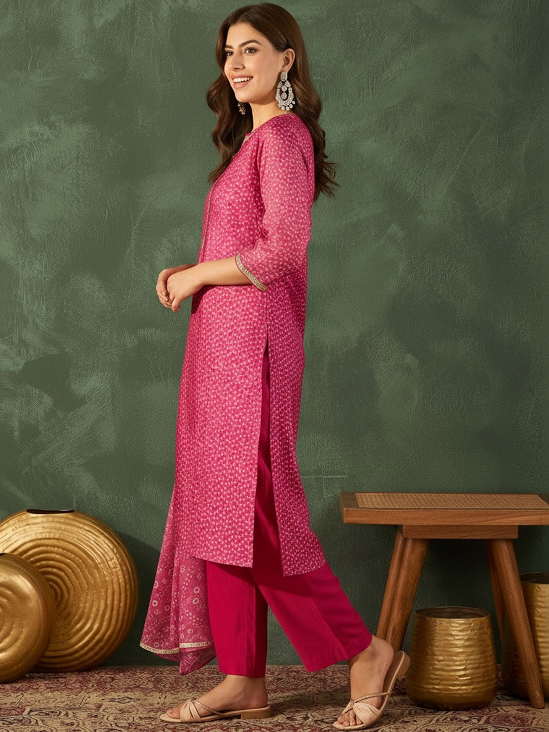 Printed Round Neck Kurta & Trousers With Dupatta