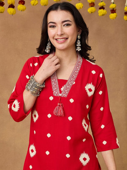 Women Ethnic Ikat Print Embroided Neck Kurta Set With Tasseled Dupatta