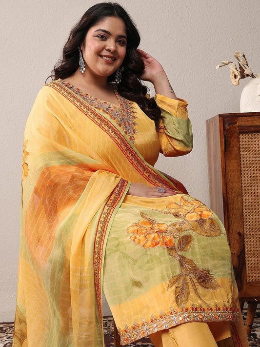 Dhiyona Women's Plus Size Floral Printed Silk Crepe Kurta with Trousers & Dupatta