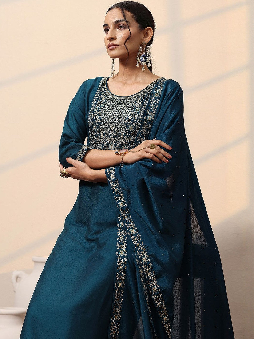 Art Ethnic Motifs Embroidered Thread Work Yoke Design Kurta With Trouser And Dupatta