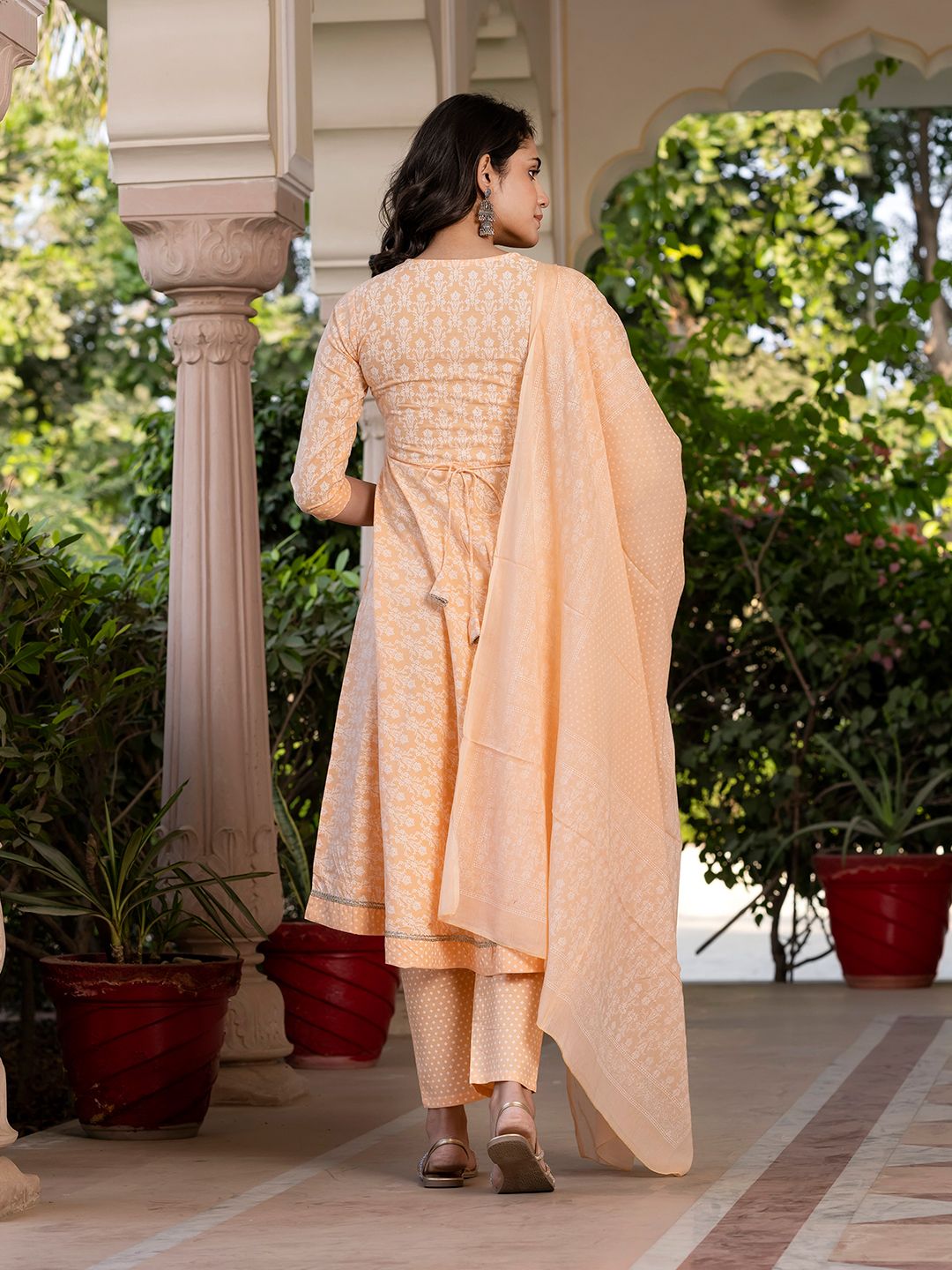 Dhiyona KL Women Ethnic Motifs Printed Regular Pure Cotton Kurta with Trousers & With Dupatta