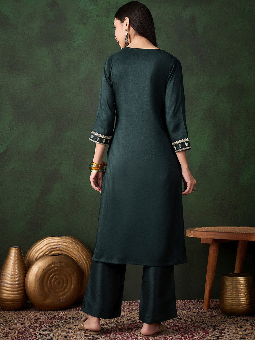 Ethnic Motifs Embroidered Sequinned Straight Kurta With Trouser