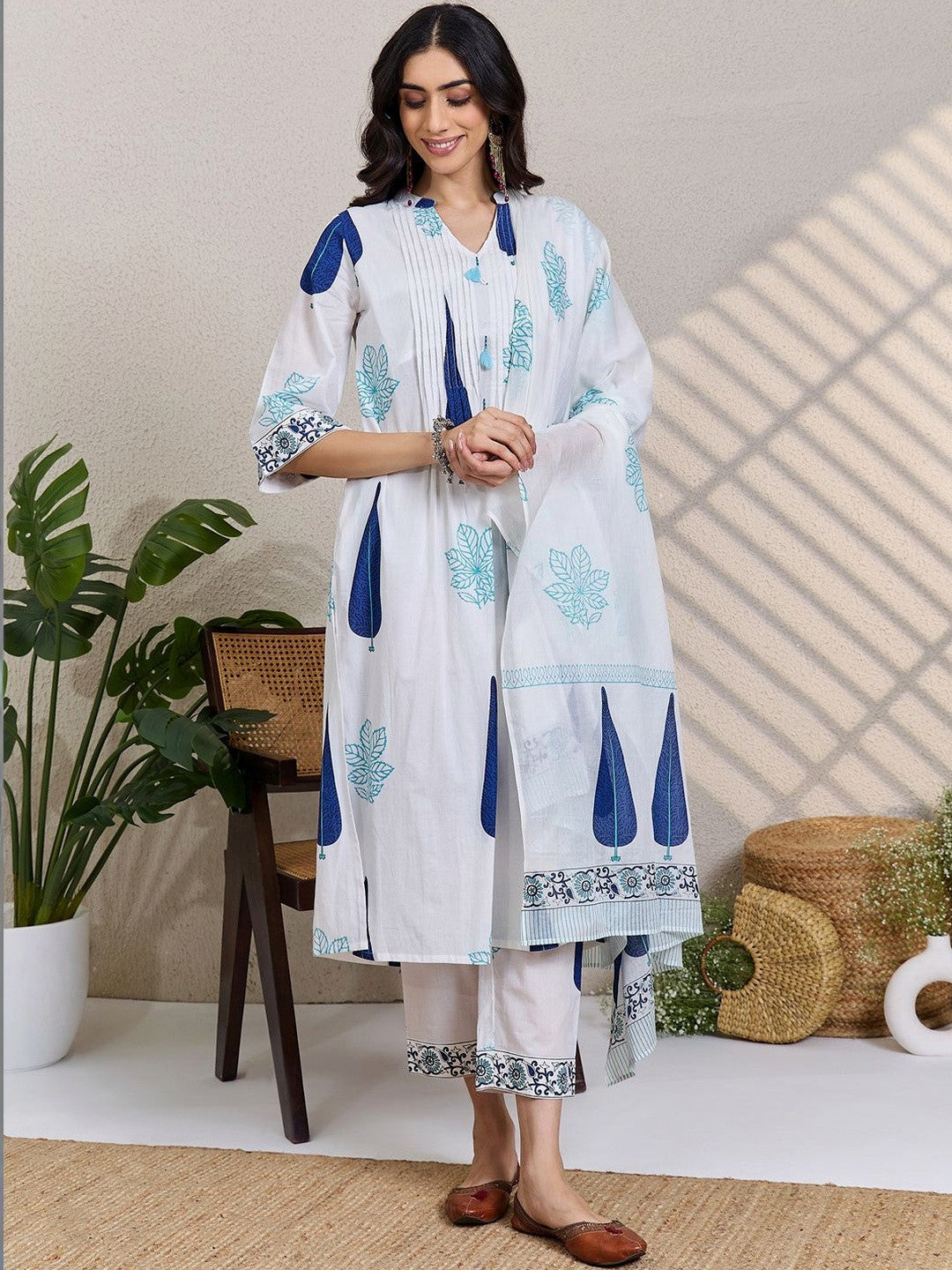 Women Ethnic Motifs Printed Pleated Pure Cotton Kurta with Trousers & With Dupatta