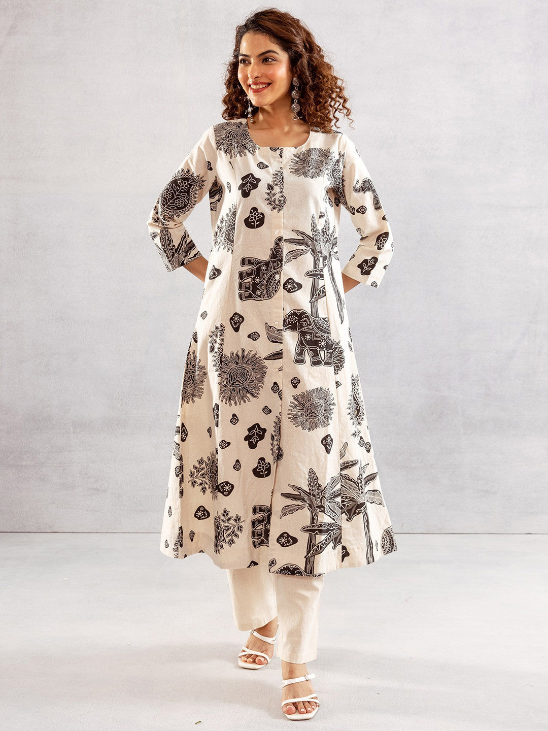 Printed Straight Kurta & Trousers
