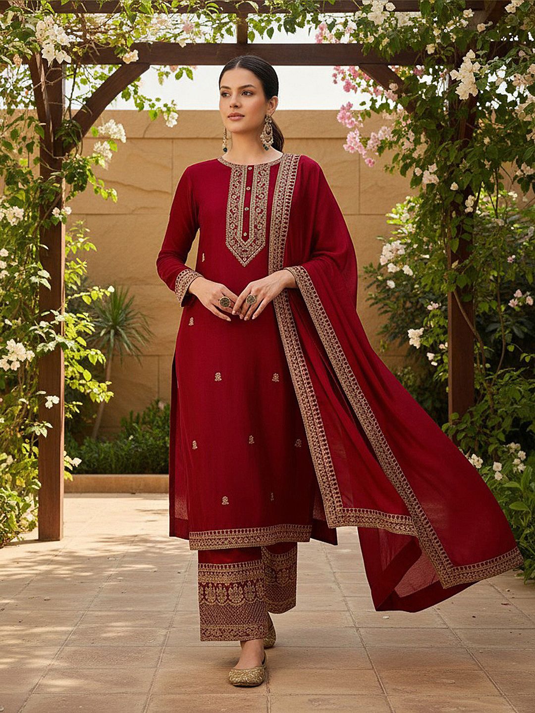 Dhiyona KL Floral Embroidered Round Neck Straight Kurta With Palazzos & Dupatta