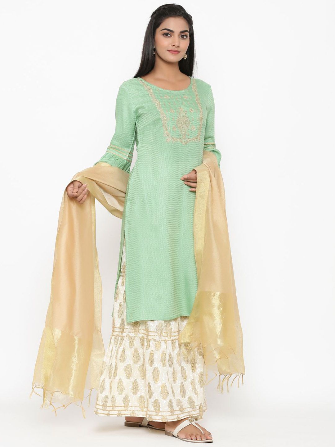 Dhiyona AN Women Regular Thread Work Kurta with Sharara & With Dupatta