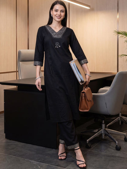 Women Ethnic Motifs Embroidered Regular Kurta with Trousers