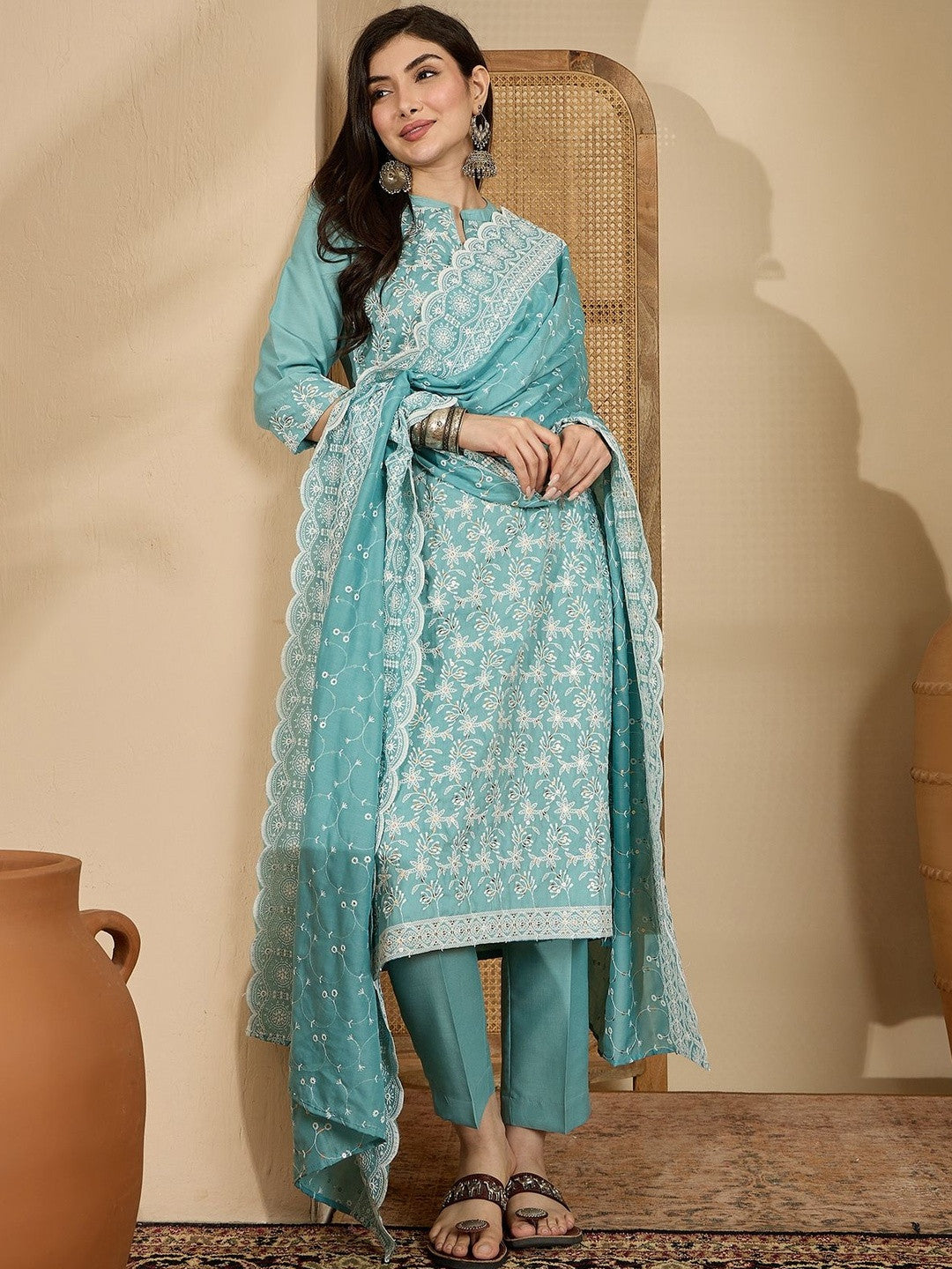 Women Ethnic Motifs Embroidered Thread Work Kurta with Trousers & Dupatta