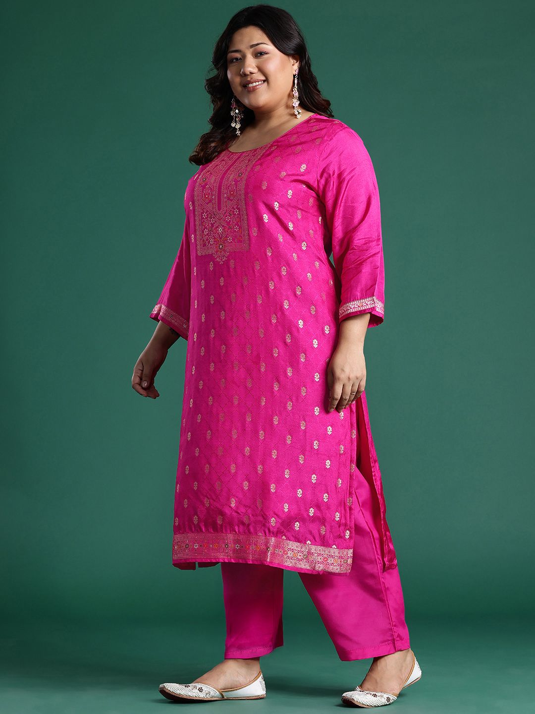 Dhiyona Women's Plus Size Woven Design Kurta with Palazzos & Dupatta