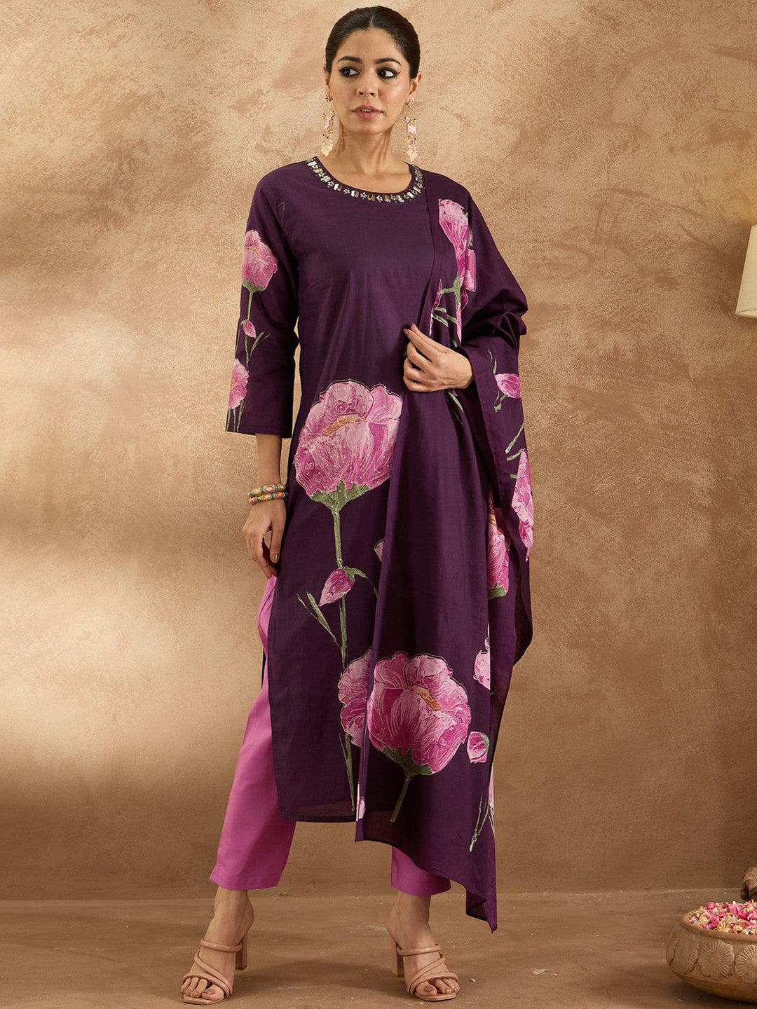 Women Floral Printed Regular Pure Cotton Kurta with Trousers & With Dupatta