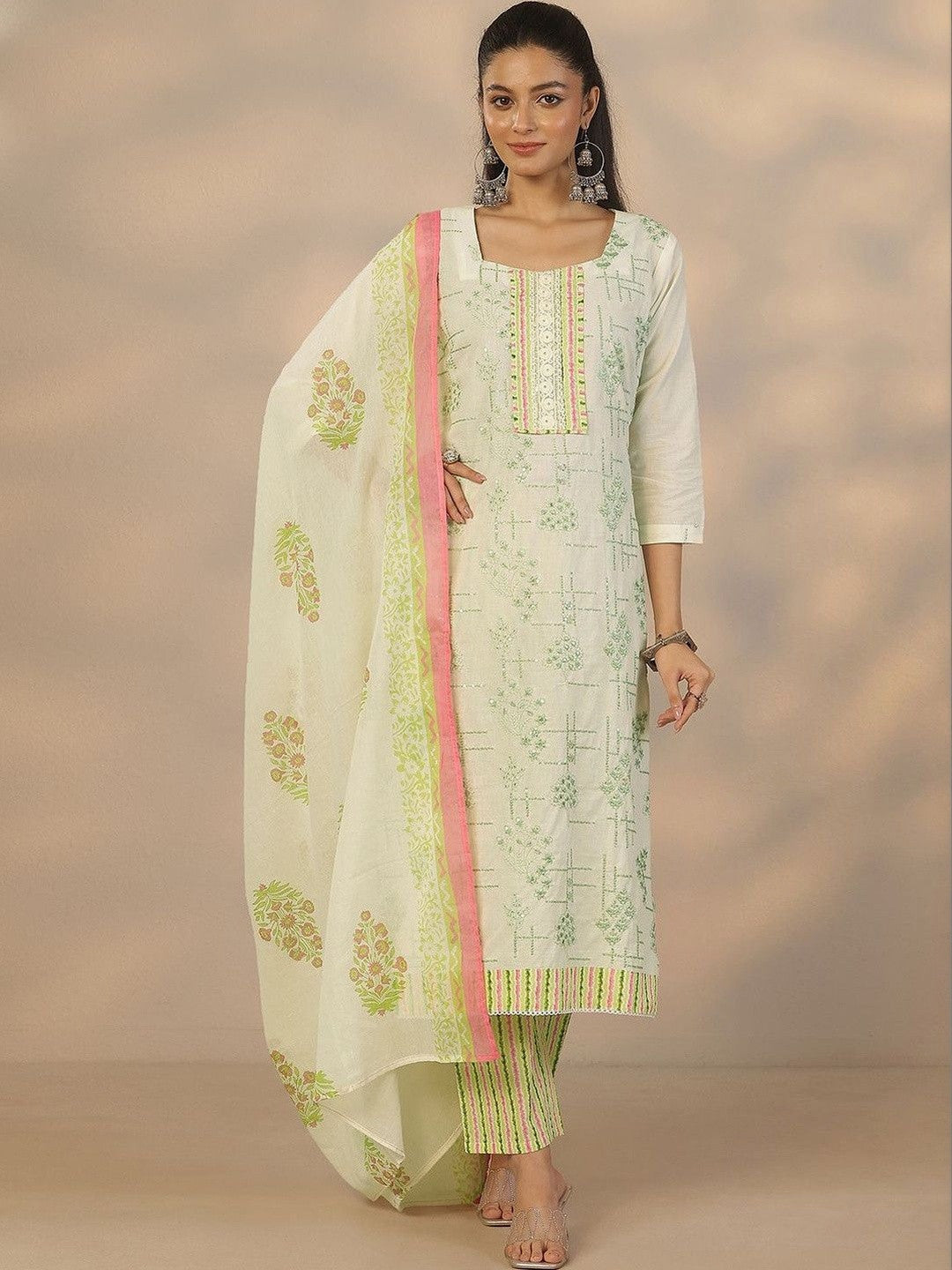 Women Ethnic Motifs Printed Regular Thread Work Kurta with Trousers & With Dupatta
