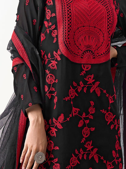 Dhiyona IN Women Floral Embroidered Regular Thread Work Kurta with Sharara & With Dupatta