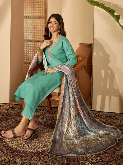 Women Silk Blend Embroidered Kurta Sets With Dupatta