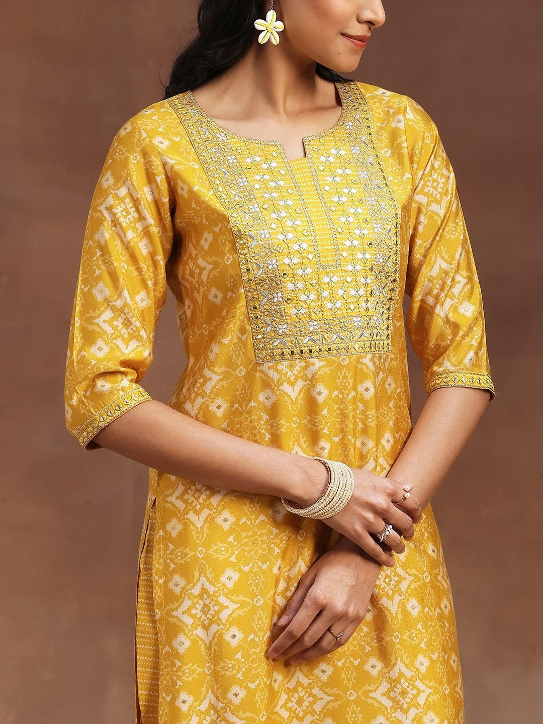 Women Ethnic Motifs Printed Regular Mirror Work Kurta with Trousers & With Dupatta