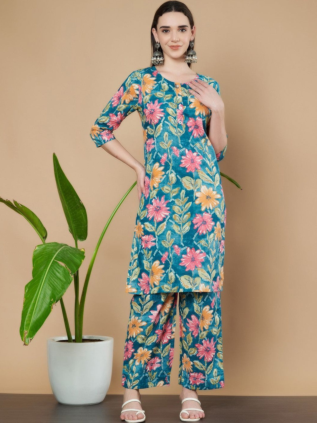 Women Floral Printed Regular Pure Cotton Kurta with Trousers