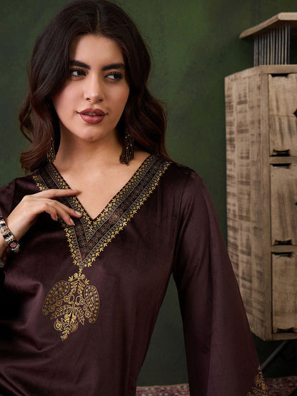 Self Design Kashmiri Phiran Kurta & Trouser