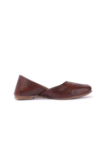 Dhiyona AK Women Ballerinas Flats