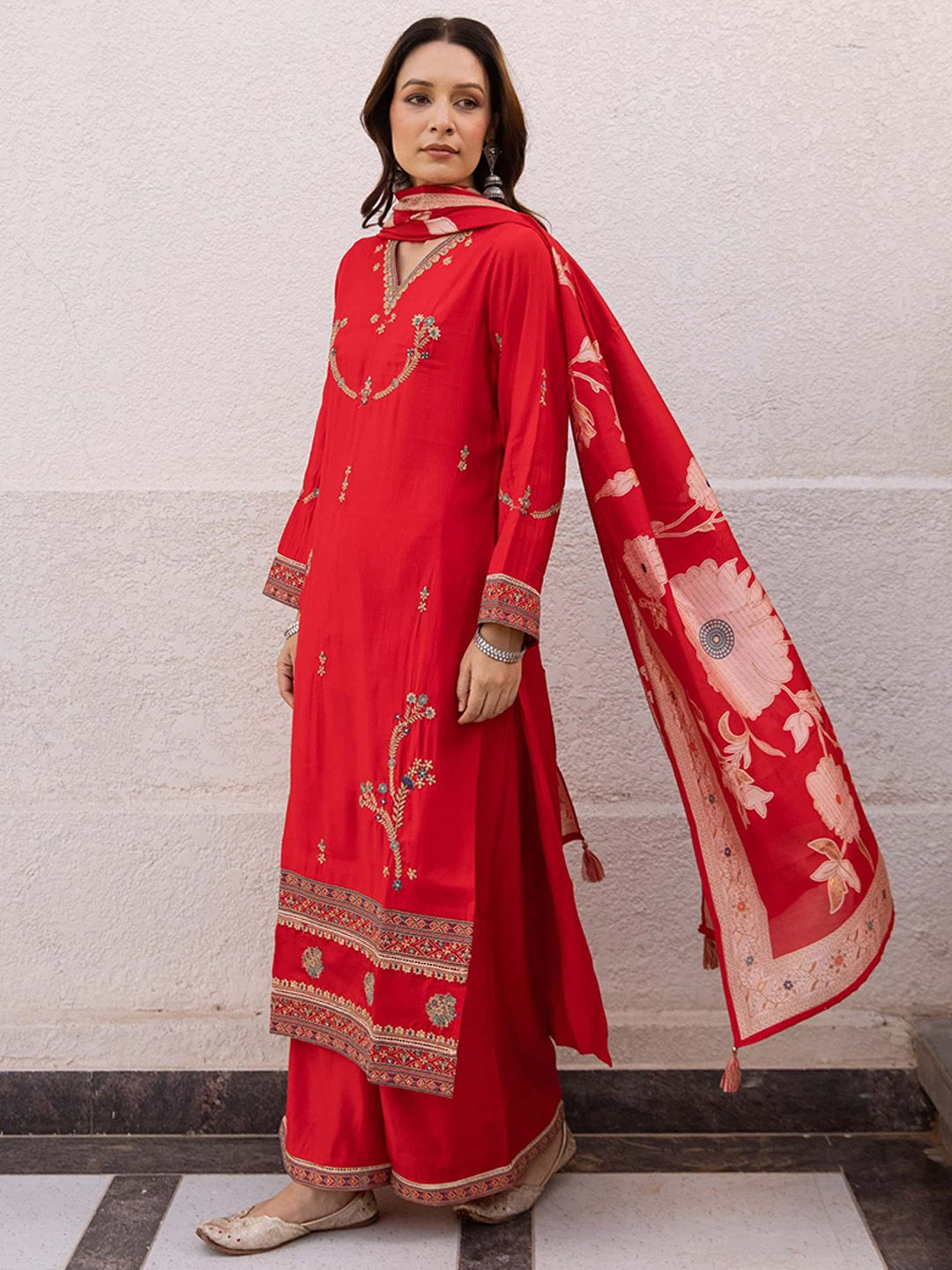 Dhiyona SN Embroidered Straight Kurta With Palazzos & Dupatta