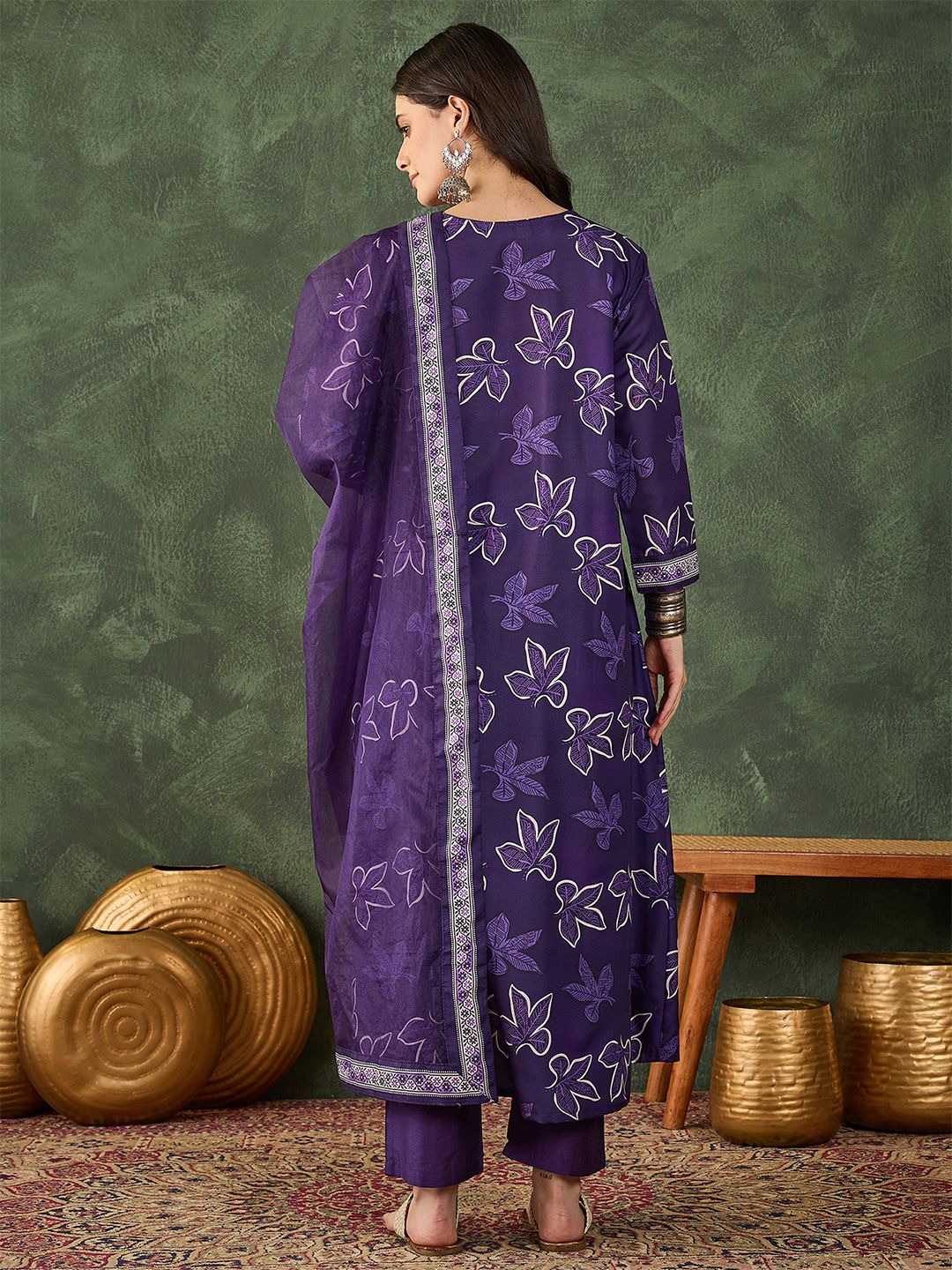 Dhiyona KL Women Self Design Square Neck A-Line Kurta Set