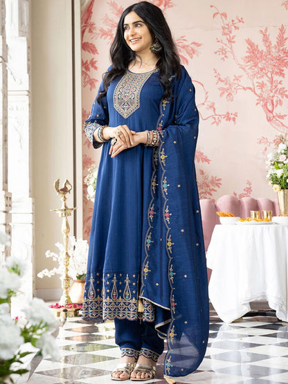 Dhiyona CH Women Floral Embroidered Zari Regular Kurta with Trousers & With Dupatta