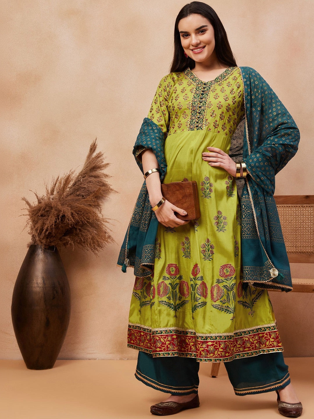 Printed Round Neck Kurta & Palazzos With Dupatta