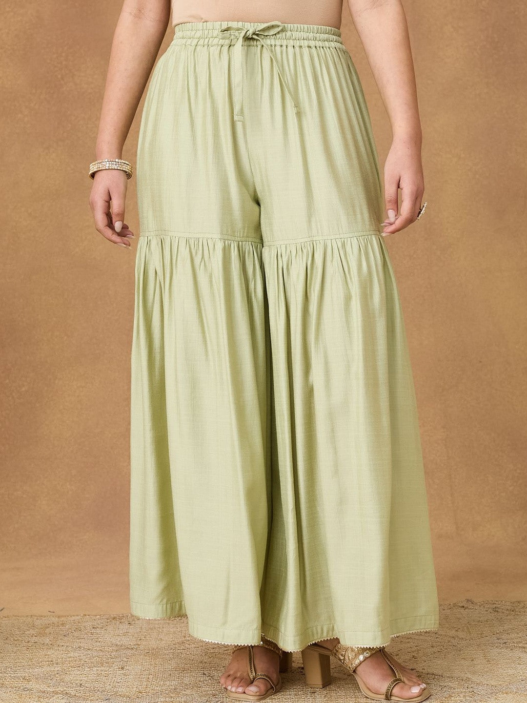 Embroidered Round Neck Kurta & Trousers With Dupatta
